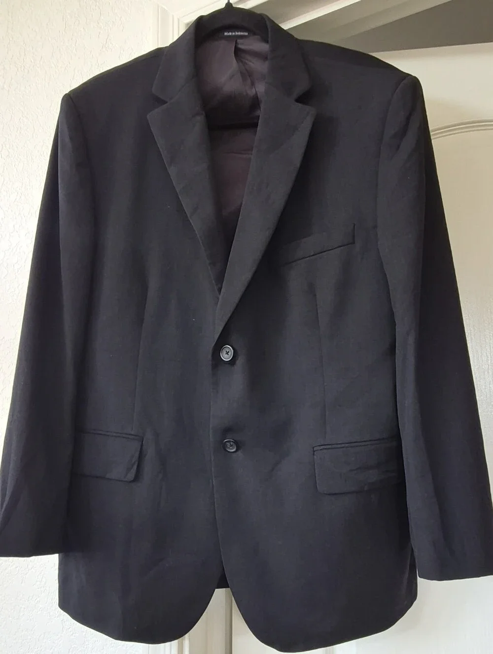Pronto Uomo Platinum 100% Wool Three Button Blazer Sz 44 Short